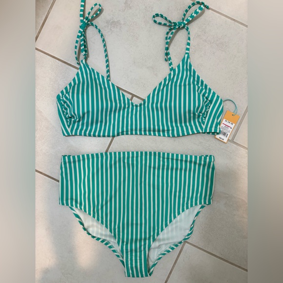 *SOLD* Kona Sol - Stripped Bikini Set - Picture 4 of 7